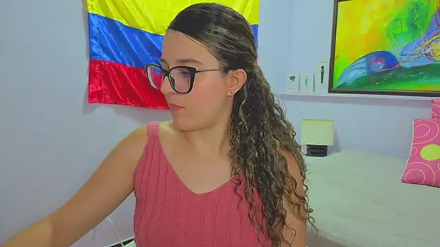 katiaa lovv online show from July 2, 3:06 am