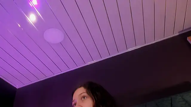 Snapshot of sophie_blaake chatting on July 2, 3:17 am sophie blaake online show from July 2, 3:17 am