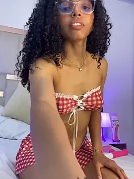 Snapshot of Lia_Sin chatting on December 14, 1:55 am Lia Sin online show from December 14, 1:55 am