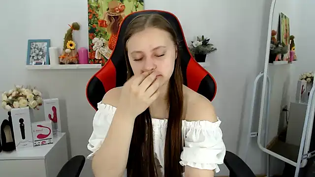 Snapshot of ArinaBelle chatting on October 14, 4:02 am ArinaBelle online show from October 14, 4:02 am