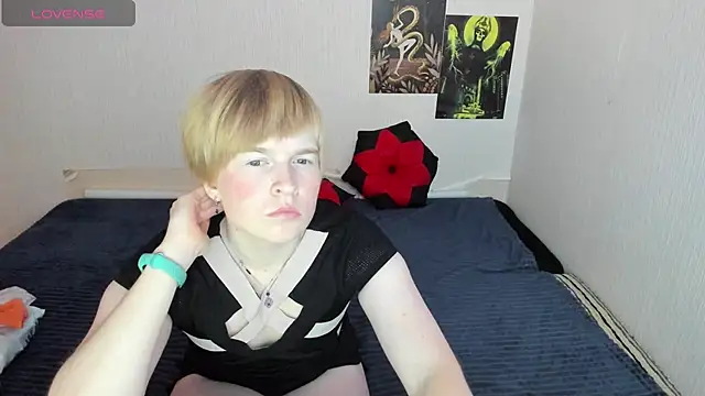 Snapshot of Cattie_w_ chatting on November 4, 1:16 am Cattie w online show from November 4, 1:16 am