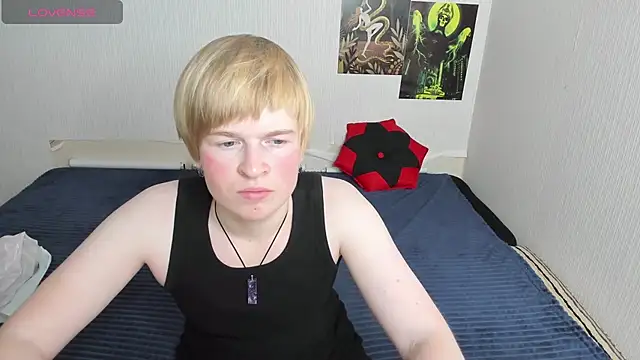 Cattie w  online show from November 13, 1:15 am