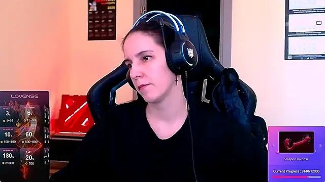 Snapshot of Irwi_Tomboy chatting on February 14, 12:35 pm Irwi Tomboy online show from February 14, 12:35 pm