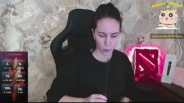 Snapshot of Irwi_Tomboy chatting on March 10, 1:16 pm Irwi Tomboy online show from March 10, 1:16 pm