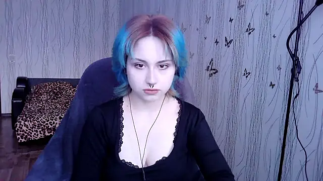 LeisaHopperstad online show from March 15, 2:12 pm