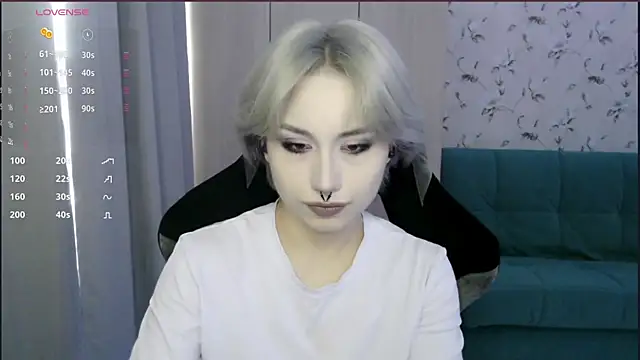 LeisaHopperstad online show from June 24, 12:48 pm