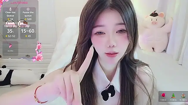 Snapshot of Coco-Di chatting on November 18, 2:28 am Coco-Di online show from November 18, 2:28 am