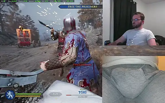 Snapshot of bear8t chatting on October 15, 9:31 am bear8t online show from October 15, 9:31 am