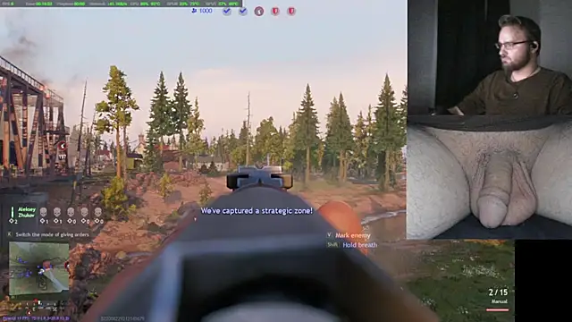 Snapshot of bear8t chatting on October 22, 7:19 am bear8t online show from October 22, 7:19 am