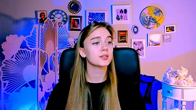 JuneWoods online show from November 14, 12:37 pm