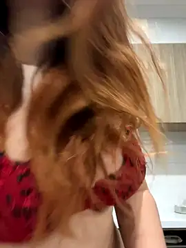 blueburrypie online show from December 22, 1:30 pm