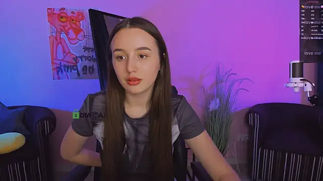 Snapshot of leslie_bird chatting on November 6, 1:01 pm leslie bird online show from November 6, 1:01 pm