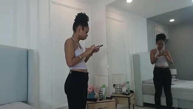 ChantalGarner online show from December 20, 1:07 pm