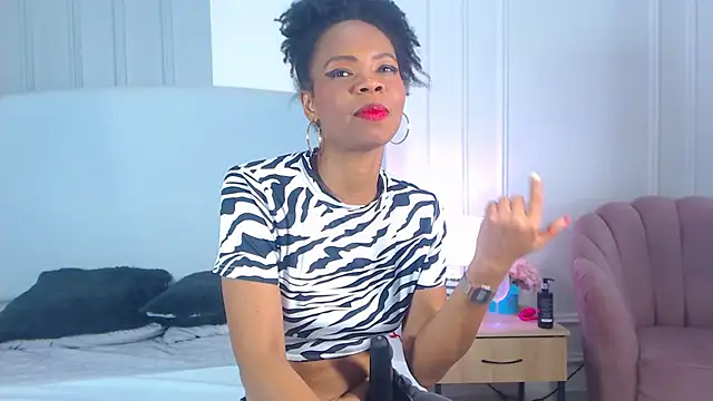 ChantalGarner online show from April 29, 5:30 pm