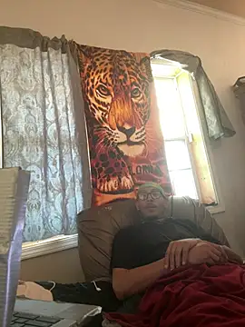 ThrowedWorldWide online show from March 11, 6:36 pm