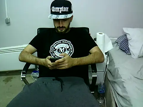 Snapshot of krerem chatting on November 2, 2:30 pm krerem online show from November 2, 2:30 pm