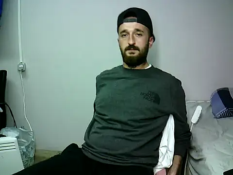 Snapshot of krerem chatting on November 11, 8:31 pm krerem online show from November 11, 8:31 pm