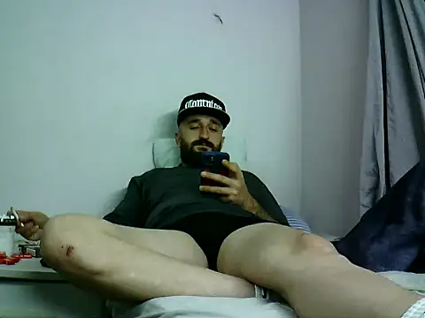 Snapshot of krerem chatting on November 25, 4:07 pm krerem online show from November 25, 4:07 pm