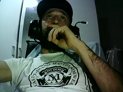 Snapshot of krerem chatting on December 4, 9:34 pm krerem online show from December 4, 9:34 pm