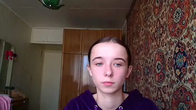 Emilia Light online show from October 25, 8:22 am