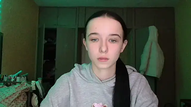 Emilia Light online show from February 25, 6:34 am