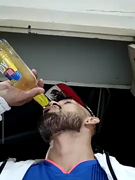 Snapshot of kingbickcockDn chatting on October 15, 2:55 am kingbickcockDn online show from October 15, 2:55 am