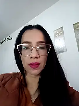 Snapshot of YaraDuartee chatting on November 4, 12:37 pm YaraDuartee online show from November 4, 12:37 pm