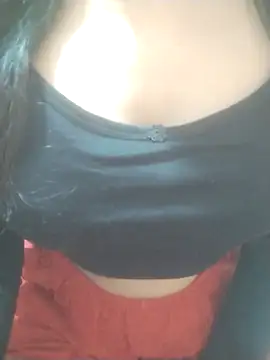 Snapshot of Rosie_Star chatting on January 12, 6:07 am Rosie Star online show from January 12, 6:07 am