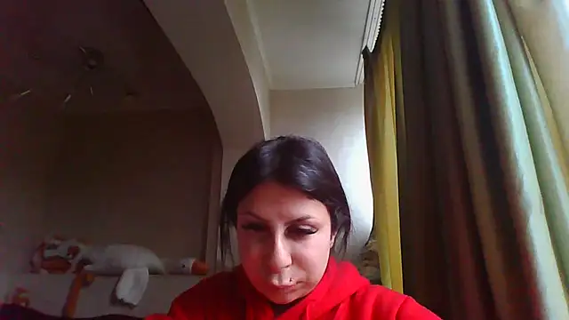 Snapshot of QueenMomyS chatting on October 17, 1:35 pm QueenMomyS online show from October 17, 1:35 pm