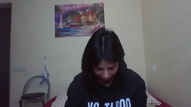 Snapshot of QueenMomyS chatting on November 12, 12:49 pm QueenMomyS online show from November 12, 12:49 pm