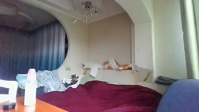 Snapshot of QueenMomyS chatting on November 21, 6:56 am QueenMomyS online show from November 21, 6:56 am