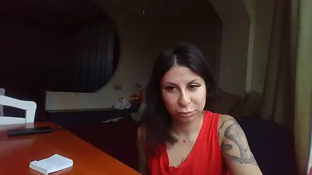 Snapshot of QueenMomyS chatting on November 30, 9:24 am QueenMomyS online show from November 30, 9:24 am