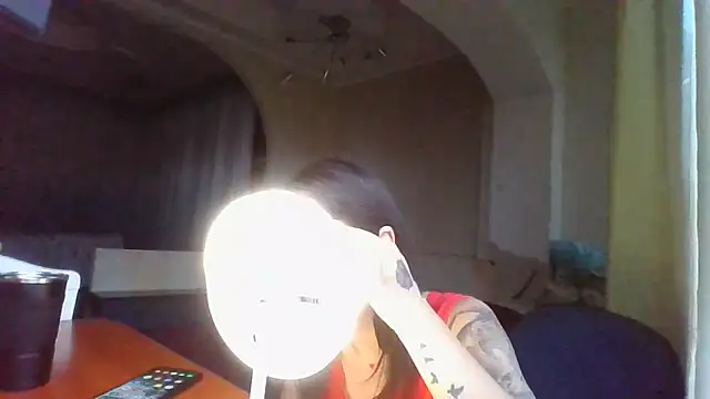 Snapshot of QueenMomyS chatting on December 2, 6:30 am QueenMomyS online show from December 2, 6:30 am