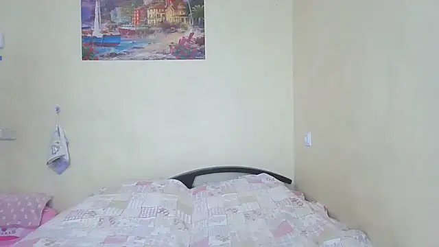 QueenMomyS online show from June 29, 11:32 am