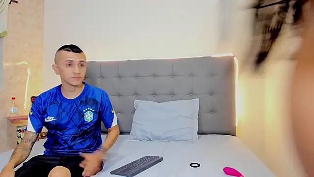 CharlotteAndSimon online show from July 18, 1:54 am