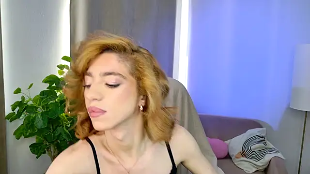 Snapshot of Vanessa__Ray chatting on October 3, 6:54 am Vanessa Ray online show from October 3, 6:54 am