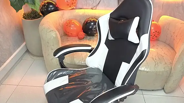 nathaly tp online show from October 31, 1:01 pm