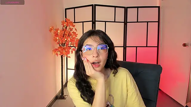 Snapshot of Sweet_pay chatting on November 24, 12:16 pm Sweet pay online show from November 24, 12:16 pm