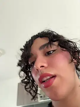 Capricho 01 online show from April 30, 8:57 pm
