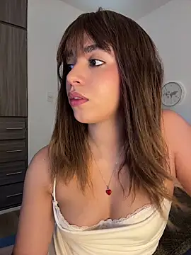 Capricho 01 online show from June 23, 7:12 pm