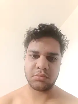 Snapshot of James55pp chatting on September 30, 2:11 pm James55pp online show from September 30, 2:11 pm