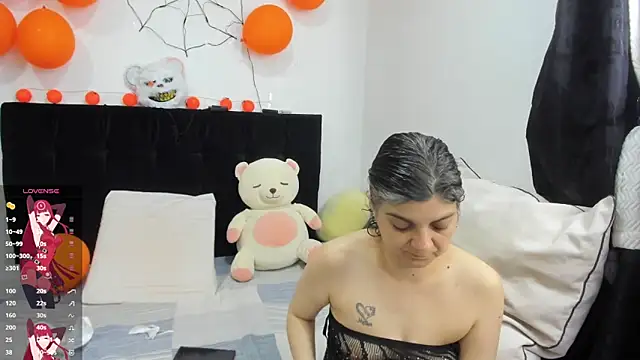 Yin yang hot online show from October 25, 11:43 pm