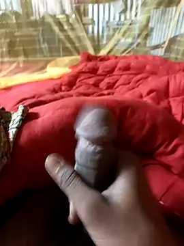 Snapshot of WrongAngle30 chatting on November 29, 7:17 pm WrongAngle30 online show from November 29, 7:17 pm