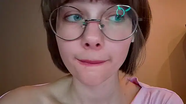 Snapshot of ExitedTroth chatting on July 5, 6:59 pm ExitedTroth online show from July 5, 6:59 pm