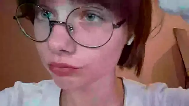 Snapshot of ExitedTroth chatting on August 2, 6:39 pm ExitedTroth online show from August 2, 6:39 pm