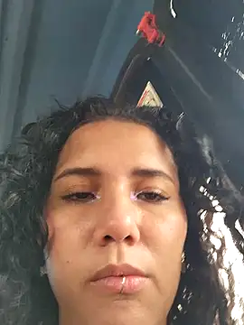 Snapshot of _TOMOE chatting on October 16, 5:14 pm TOMOE online show from October 16, 5:14 pm