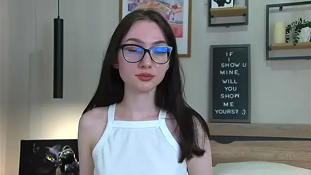 Snapshot of AnaMoonlight chatting on July 5, 7:10 pm AnaMoonlight online show from July 5, 7:10 pm