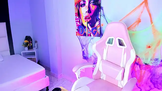 Athenea  fox online show from November 3, 11:44 am