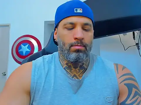 JoshRigby online show from November 27, 8:11 pm