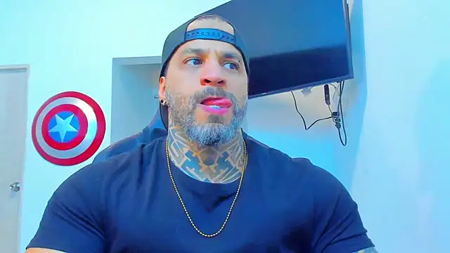 JoshRigby online show from December 19, 9:22 pm